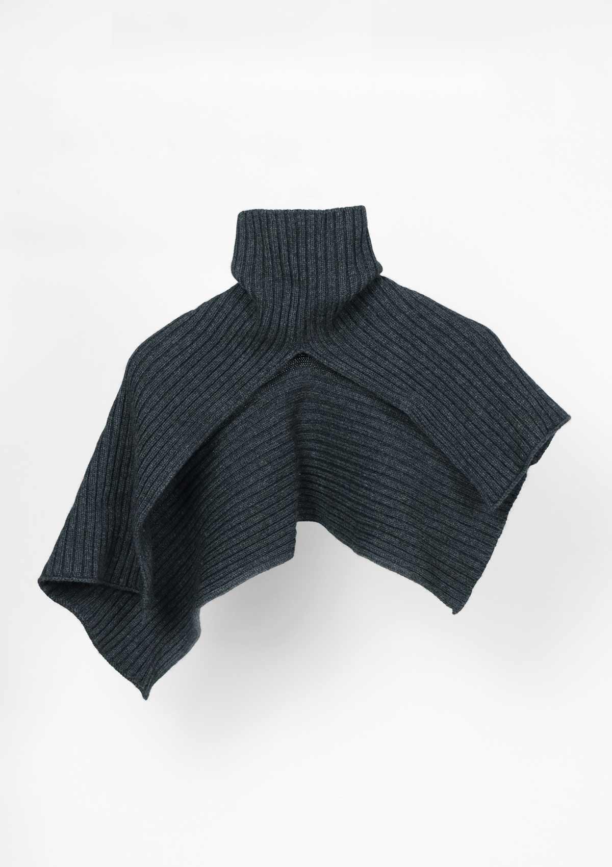 Leophil rib knit cape neck - Women's scarf in charcoal cashmere wool