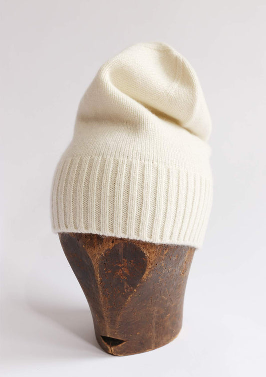 MARI Cashmere Beanie in Cream