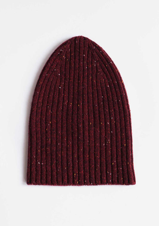 TUVA Ribbed Cashmere Beanie in Bordeaux